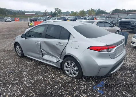 2021 Toyota Corolla Le z USA, uszkodzony, nr VIN JTDEPMAE9MJ177018